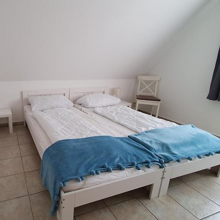 Ferienwohnung Luisa Im Haus Maarten Куксхавен Екстериор снимка