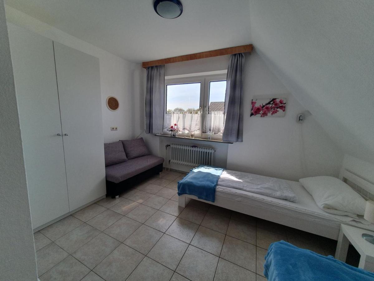 Ferienwohnung Luisa Im Haus Maarten Куксхавен Екстериор снимка